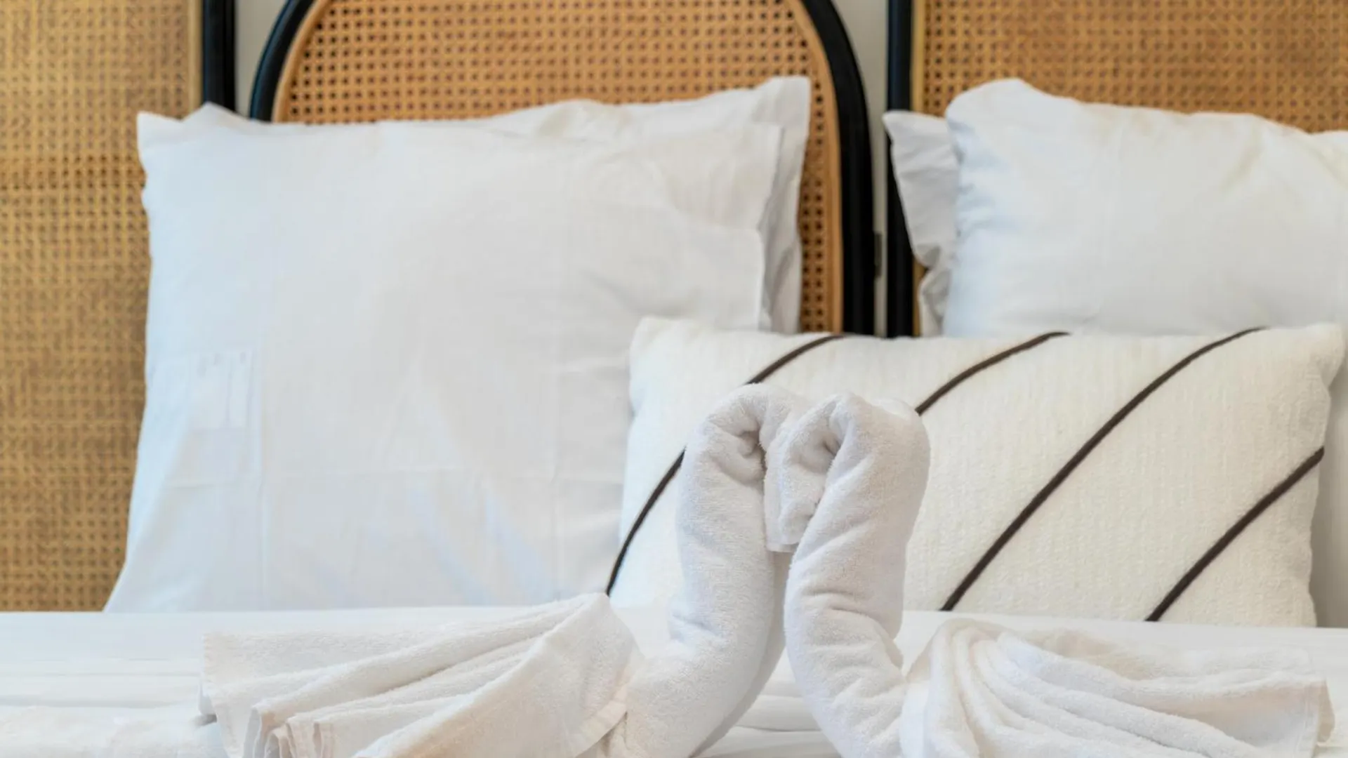 Aparthotel Hotelhome 16 3*