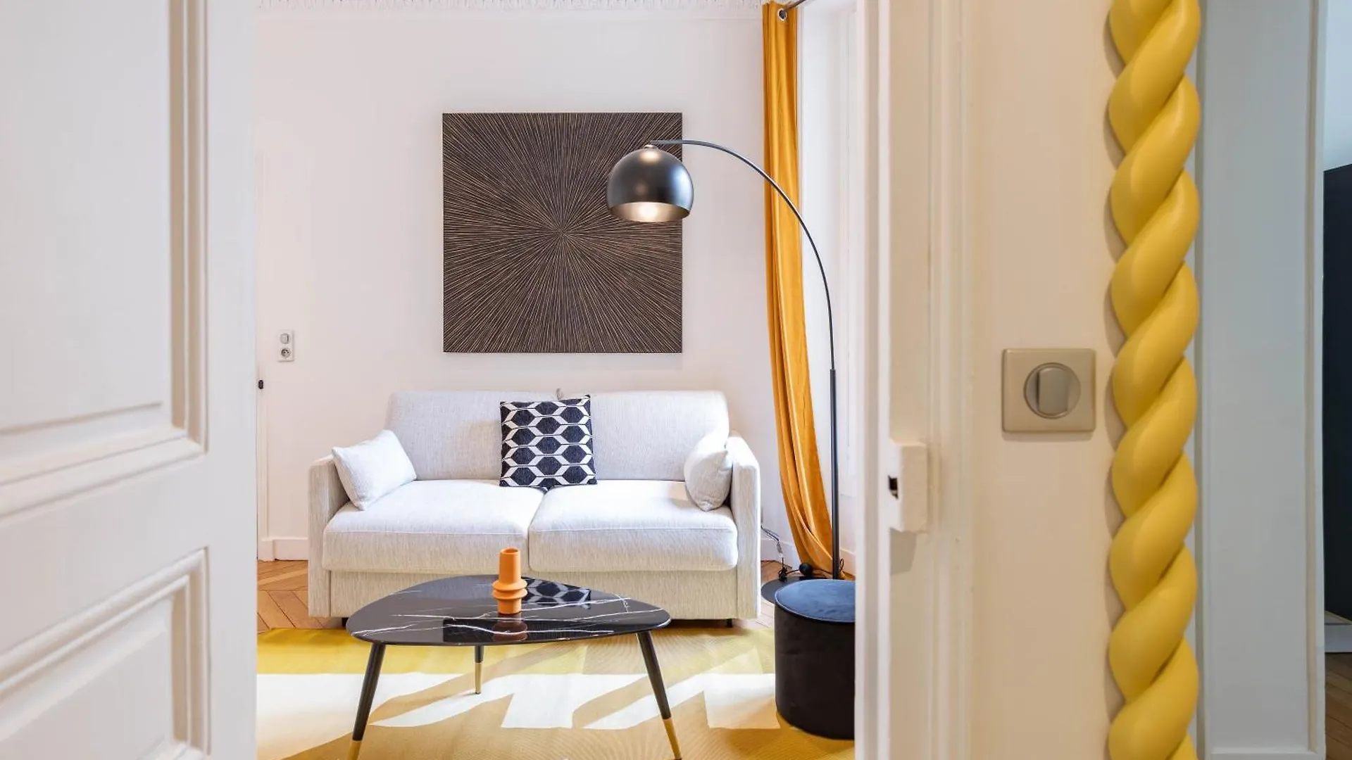Aparthotel Hotelhome 16