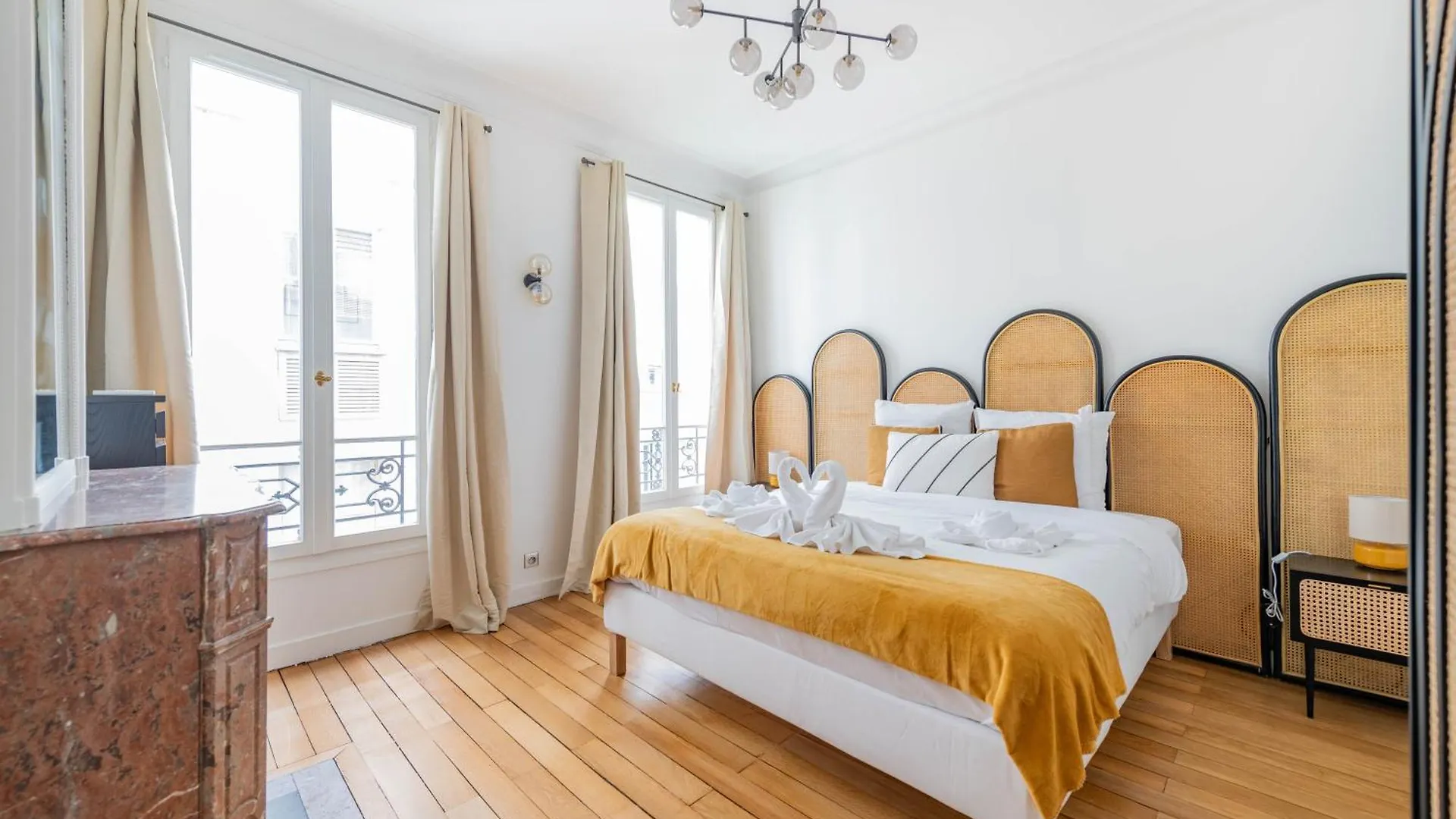 Hotelhome 16 3* Paris