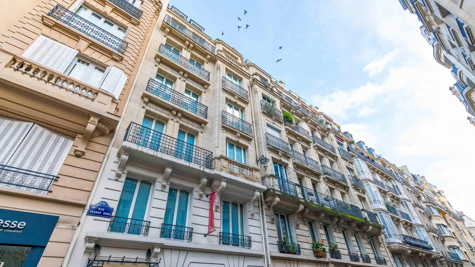 Hotelhome 16 Aparthotel 3*