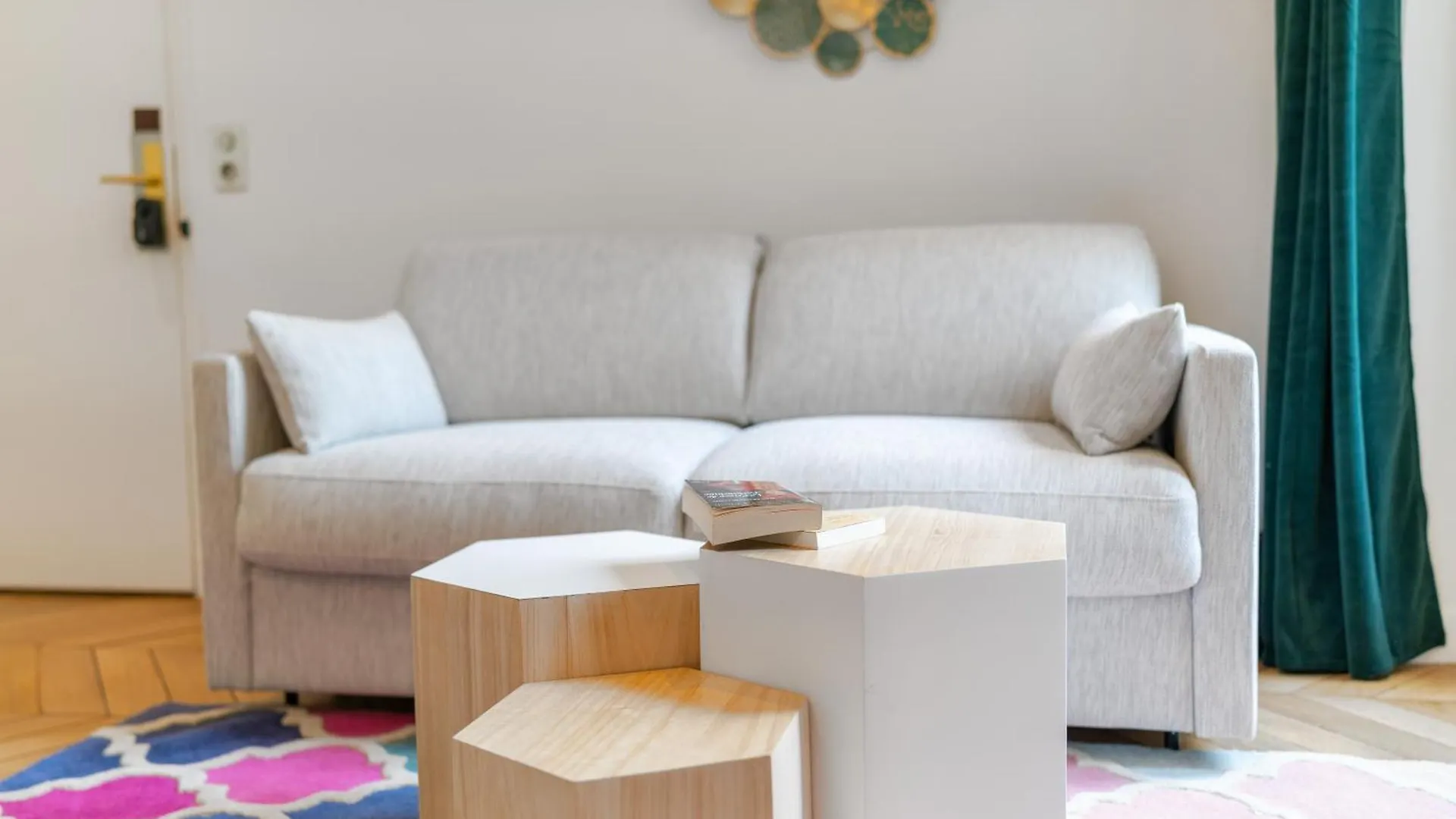 Aparthotel Hotelhome 16
