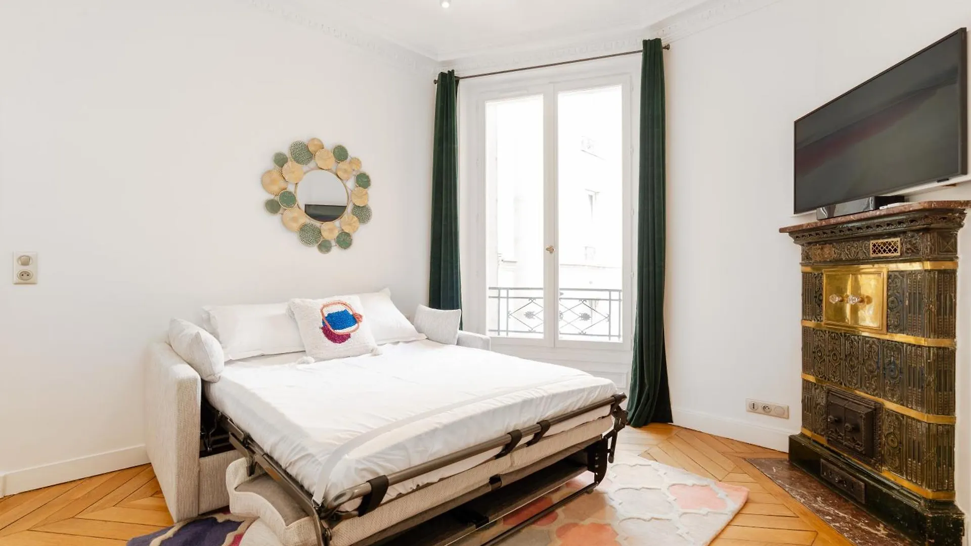 Hotelhome 16 Aparthotel 3*