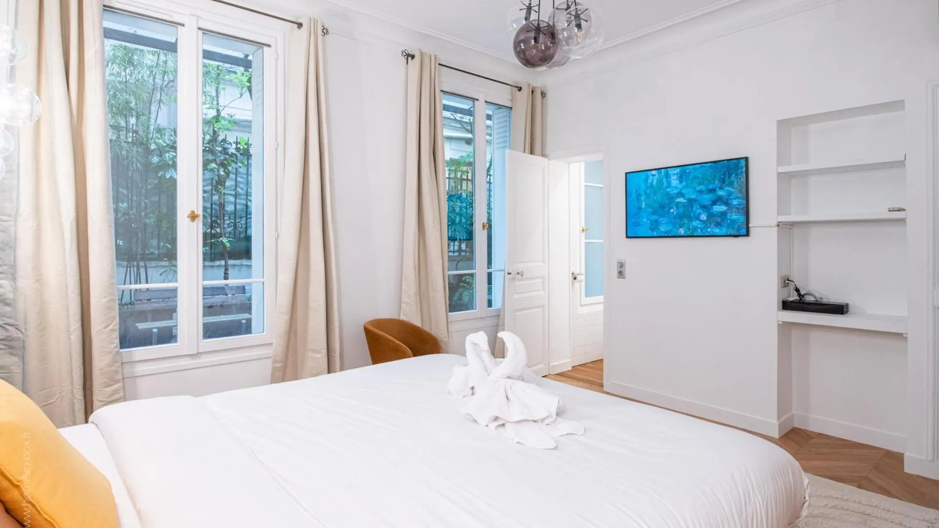 Aparthotel Hotelhome 16 3*